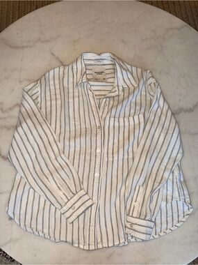 Abercrombie & Fitch White and Navy Vertical Stripe Button-Down Shirt